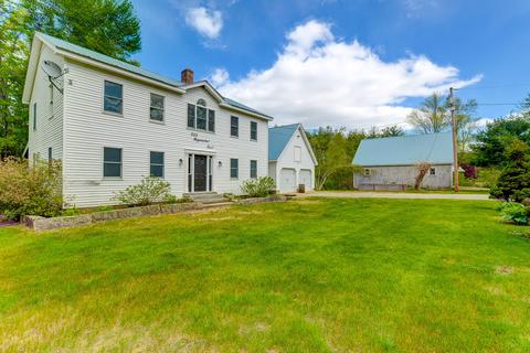 500 Pequawket Trl, Brownfield, ME 04010