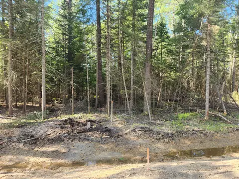 13 Old Station Rd S #13, Orrington, ME 04474