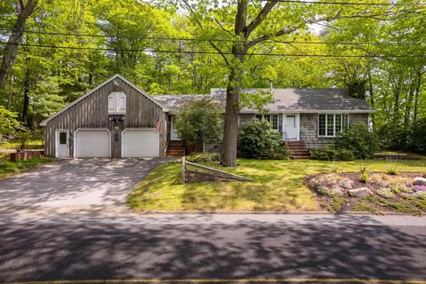 34 Captain Thomas Rd, Ogunquit, ME 03907 photo 1