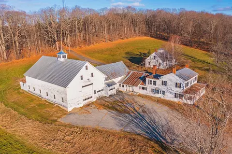 376 Titcomb Hill Rd, Farmington, ME 04938