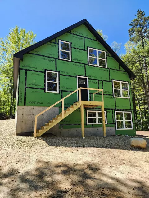 269 Howe Hill Rd, Greenwood, ME 04255