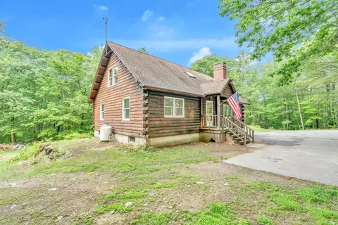637 Bauneg Beg Hill Rd, North Berwick, ME 03906