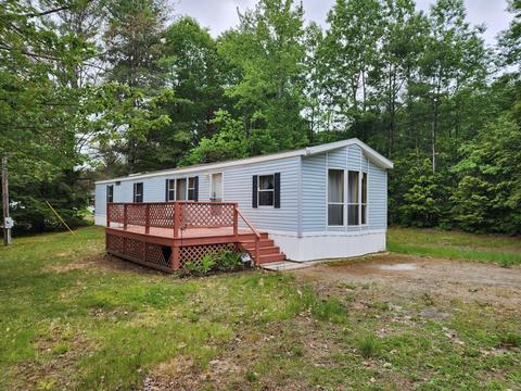 8 Gail Rd, Fayette, ME 04349