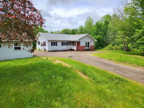 810 Loggin Rd, Frankfort, ME 04438