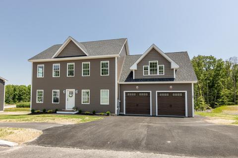 32 Wildlife Ln, North Yarmouth, ME 04097