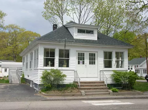 100 Saco Ave, Old Orchard Beach, ME 04064