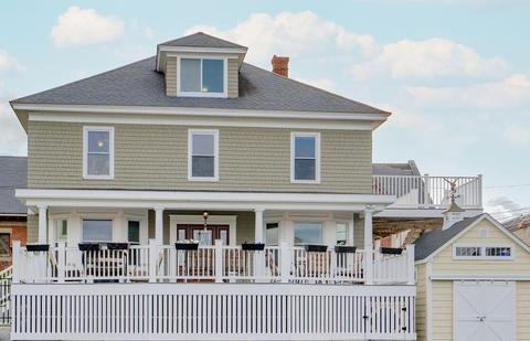 16 Crescent St, Biddeford, ME 04005