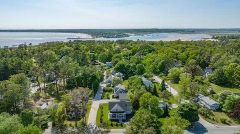 449 Black Point Rd, Scarborough, ME 04074