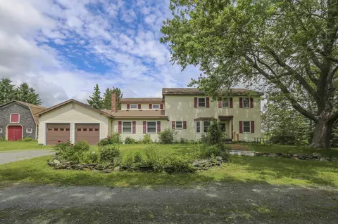 212 Lambert Rd, Brewer, ME 04412 photo 1