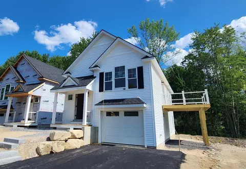 25 Callaway Dr #25, Westbrook, ME 04092