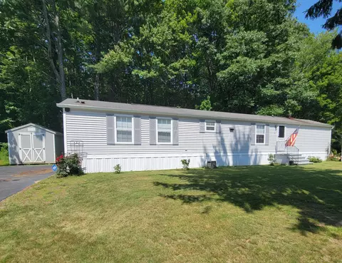21 Pheasant Rd, Saco, ME 04072