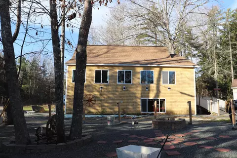 456 Point Road Rd, Otis, ME 04605
