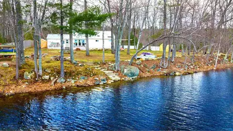 2865 Main St, Fayette, ME 04349