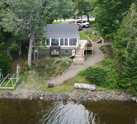 987 S Shore Rd, Stockholm, ME 04783