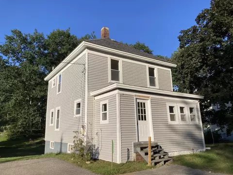 14 Wescott St, Limerick, ME 04048