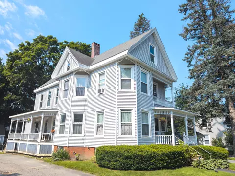 44 Oak St, Westbrook, ME 04092