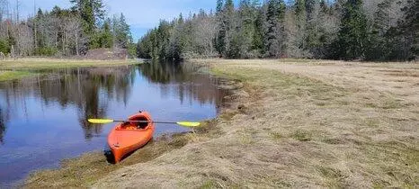 48 Vinal Cove Rd, Vinalhaven, ME 04863