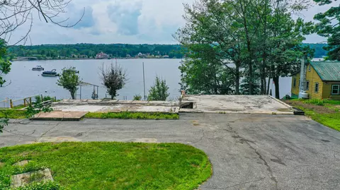 88 E Shore Beach Road Rd, Naples, ME 04055