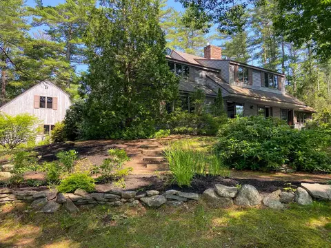 93 Shore Rd, Edgecomb, ME 04556