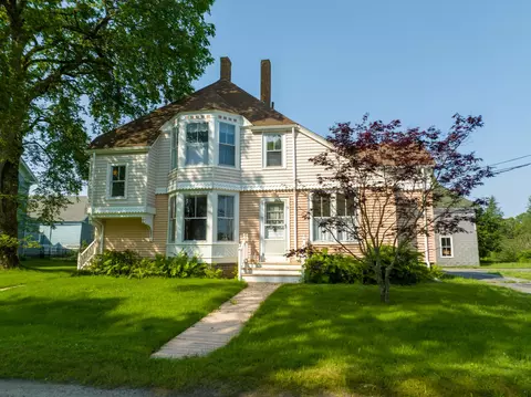 7 9 Sawyer Sq, Jonesport, ME 04649