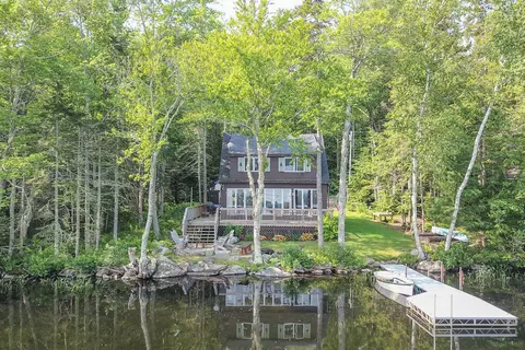 84 Annis Ln, Hope, ME 04847