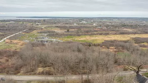 20 W Meadow Rd, Rockland, ME 04841