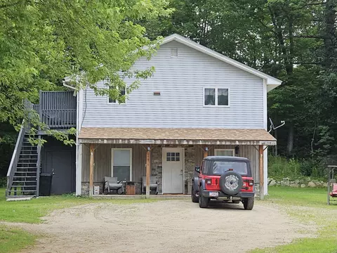 159 Maine Ave, Rumford, ME 04276