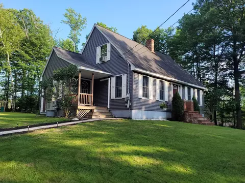 40 Norridgewock Rd, Fairfield, ME 04937