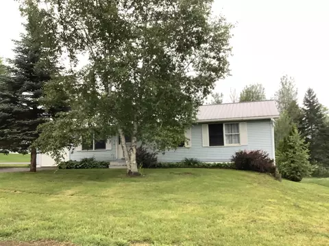 10 Skyview Dr, Presque Isle, ME 04769