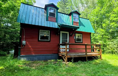 1052 Foster Hill Rd, Freeman Twp, ME 04983