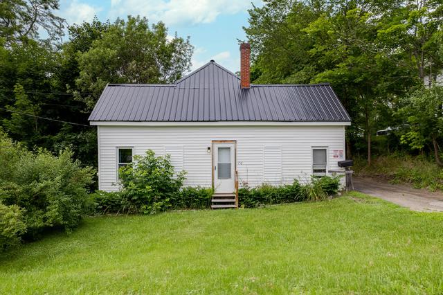 70 Windsor St, Randolph, ME 04346