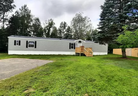 400 Kelley Mobile Homes Park Park, Millinocket, ME 04462