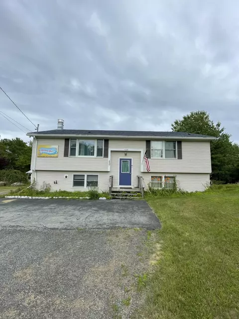 734 St George Rd, South Thomaston, ME 04858
