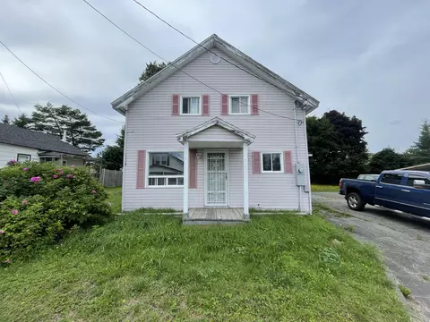 115 4th Ave, Madawaska, ME 04756