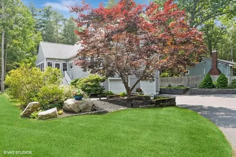 23 W Casco Ave, Old Orchard Beach, ME 04064