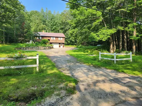 210 Valley Rd, Waterford, ME 04088