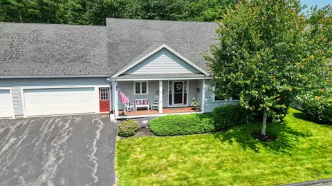 17 Mackworth Ln #17, Cumberland, ME 04021