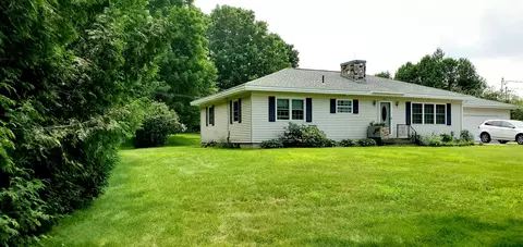 2311 Kennebec Rd, Newburgh, ME 04444