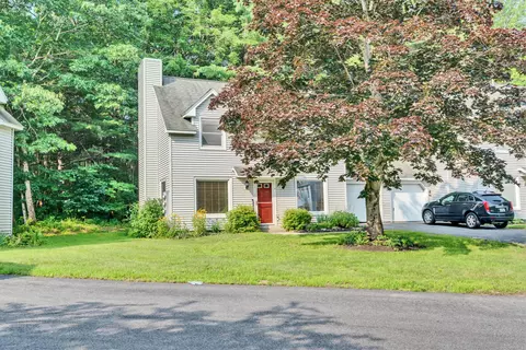 29 Old Orchard Rd #4, Saco, ME 04072