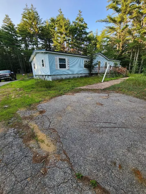 171 Bakers Grant Rd, Lebanon, ME 04027