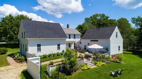67 N North Deer Isle Rd, Deer Isle, ME 04627