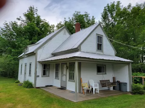 78 Town House Rd, Vienna, ME 04360