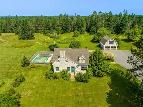1039 Us Rte 1, Jonesboro, ME 04648
