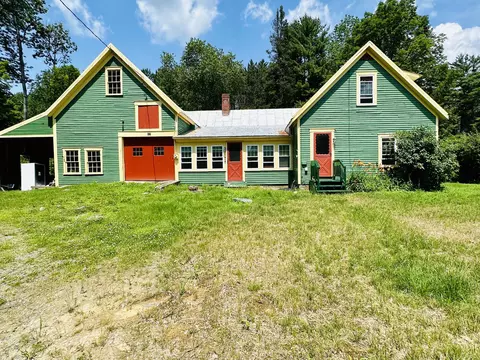 172 Perham St, Farmington, ME 04938