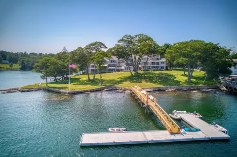 160 Western Ave #12B, Boothbay Harbor, ME 04538