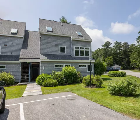 146 W Grand Ave #84, Old Orchard Beach, ME 04064