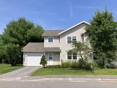 11 Guadalcanal St #11, Brunswick, ME 04011