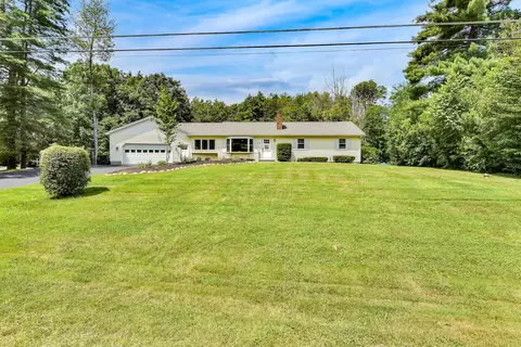 40 Mary St, West Gardiner, ME 04345