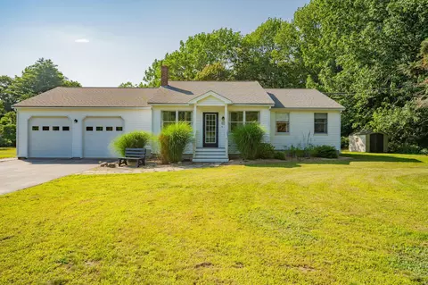 63 Pleasant Hill Rd, Freeport, ME 04032