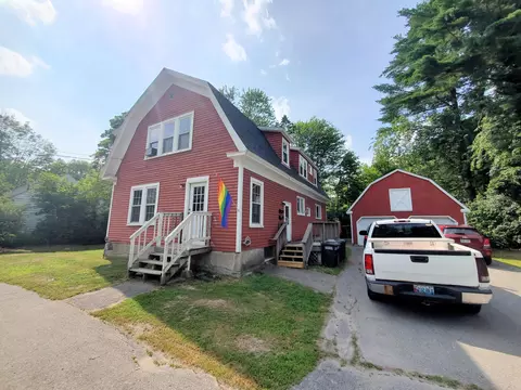 60 Park St, Orono, ME 04473